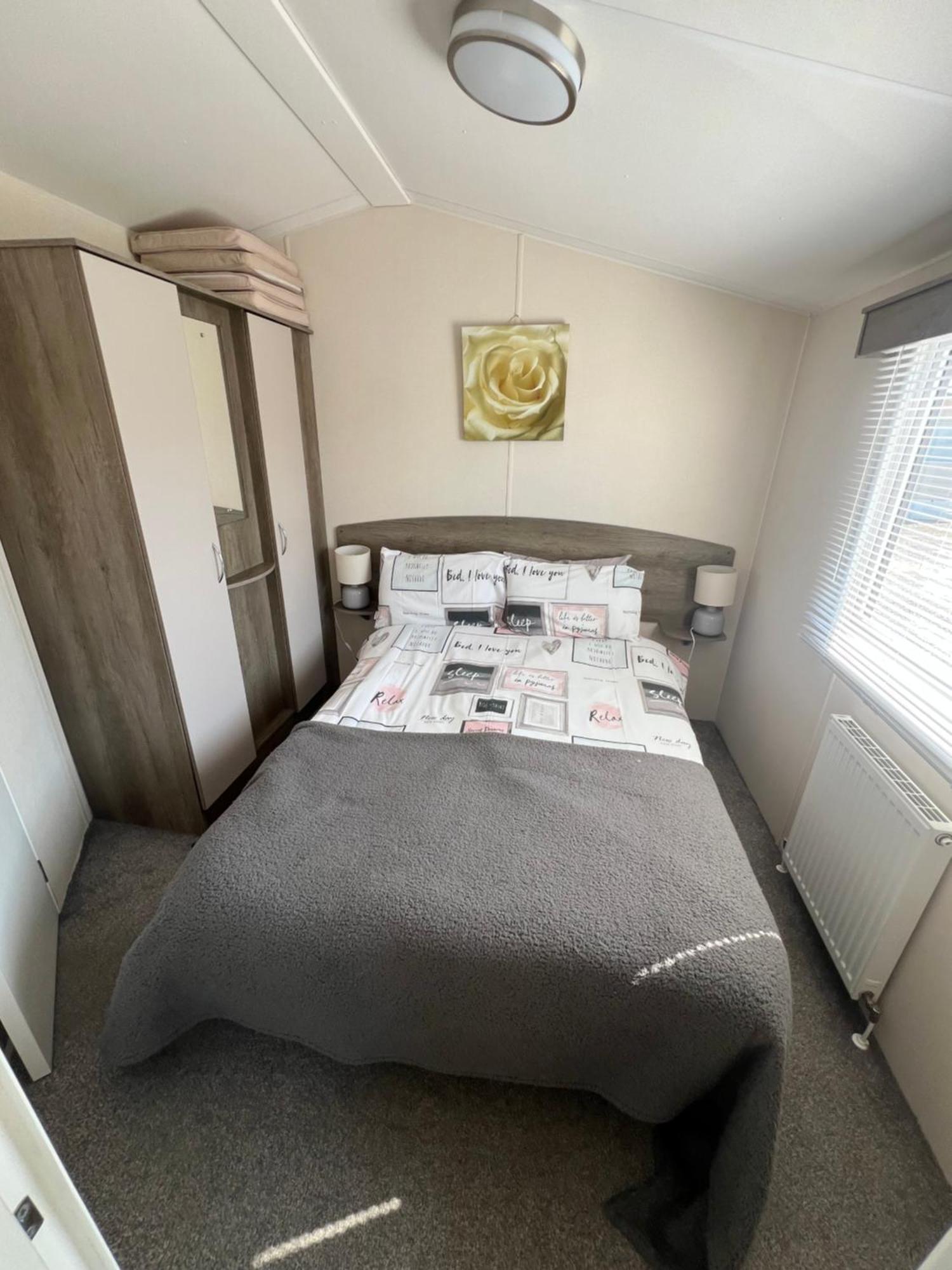 3 Bedroom Modern Caravan Sleeps Up To 8 Millom Bagian luar foto